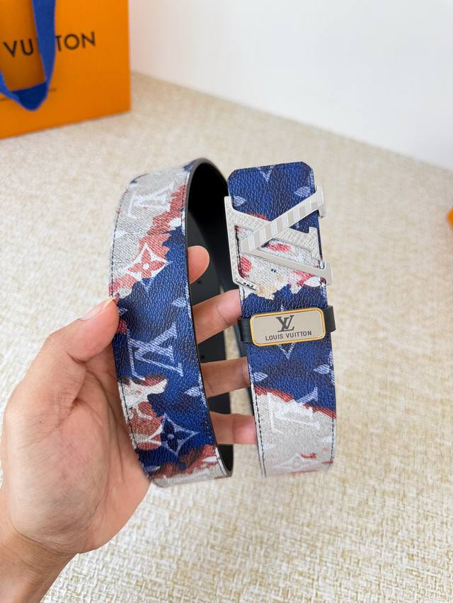 Product Name: Lv..Louis..Vuitton belt original Model: Buckle, classic pure stee