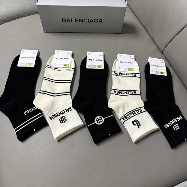 Special Balenciaga Bl new women's mid-calf socks, one box of five pairs of pure