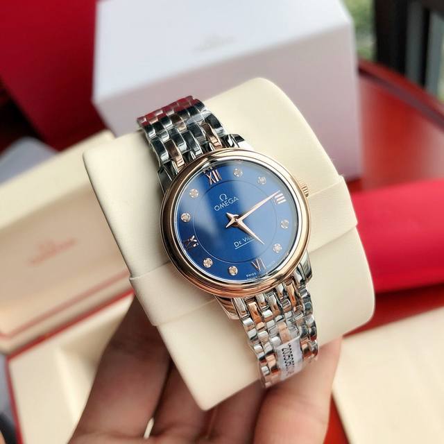 碟飞系列 独家首发！超硬渠道货，缺个经销商印章就是。以其经典优雅的设计，吸引了众多忠实支持者。表盘直径27.4Mm，此系列表款风格简约，外观雅致华美，彰显着引人