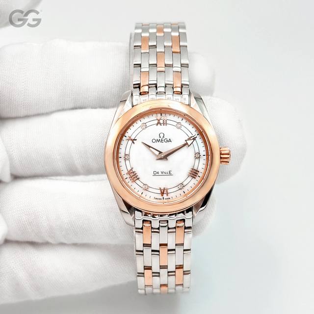 三码合一 专柜爆款，独家首发！欧米茄海马系列Aqua Terra女士腕表环镶璀璨美钻，诠释精致迷人风范。这款精钢腕表采用对称设计28毫米表径，非常秀气、精美绝伦