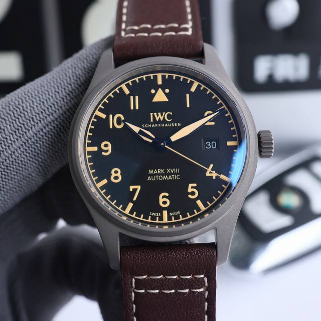 V7厂七星推荐之马克系列旗舰版超级钛马克- Iw327006，压轴登场。循例透明化真假对比！1.V7不惜成本单独再购一只原装开模，耗时两年，终可修正市面现有版本