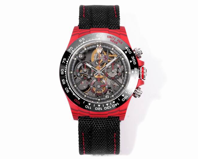 Twf全碳纤维改装定制版 劳力士 Rolex迪通拿系列 表壳整体采用进口复合碳纤维材质，碳钎维材质是一种新型材料，颜色为永不过时的黑色，整体的纹路十分典雅、奢华