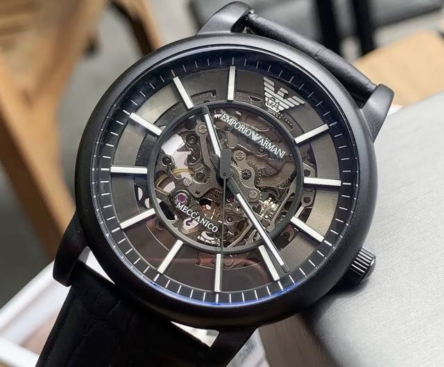 Emporio Armani阿玛尼 黑武士系列 机械之心 腕表 自动机械机芯 皮革表带 黑色表盘 男表