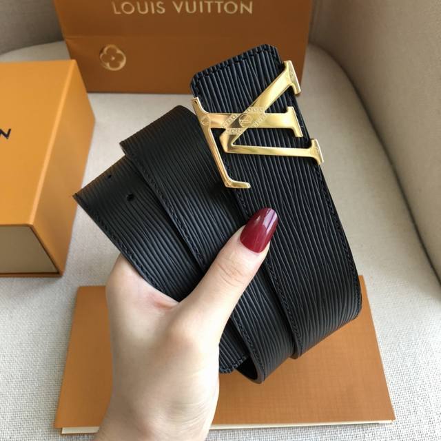 Lv Initiales. Black water ripple pattern, factory direct, 4.0 width, inspection