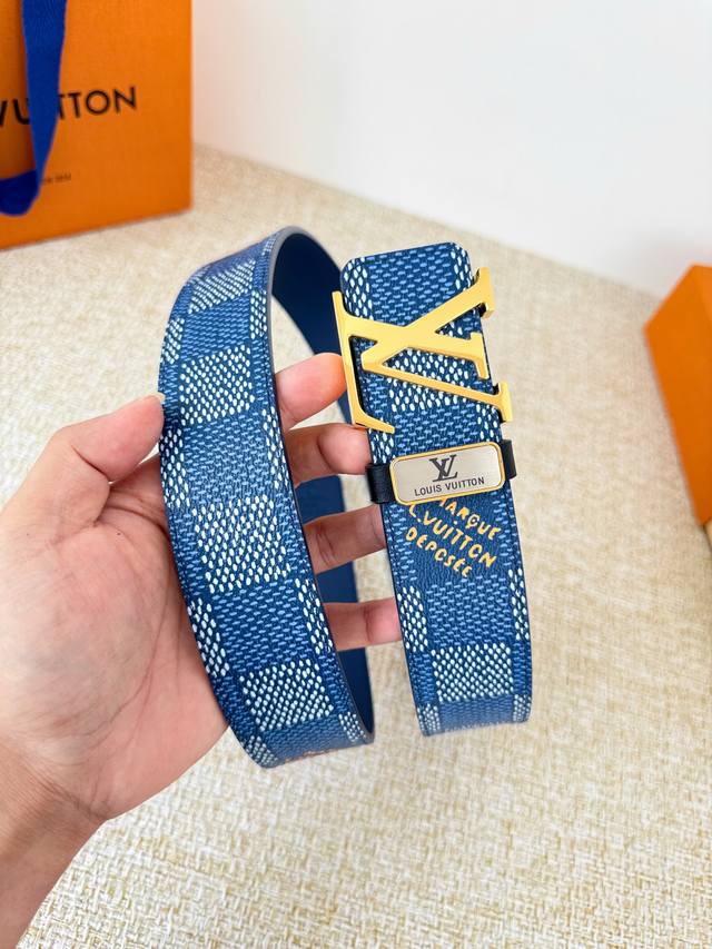 Product Name: Louis Vuitton Belt - Original Single Belt Model: Hook, Classic Pur