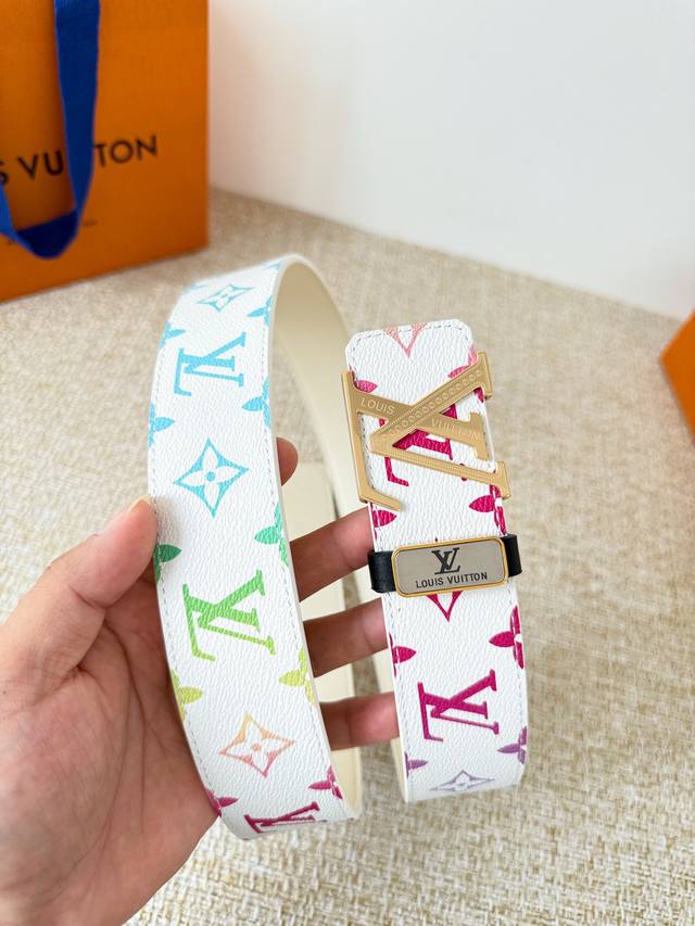 Product Name: Louis Vuitton Belt - Original Single Belt Model: Hook, Classic Pur