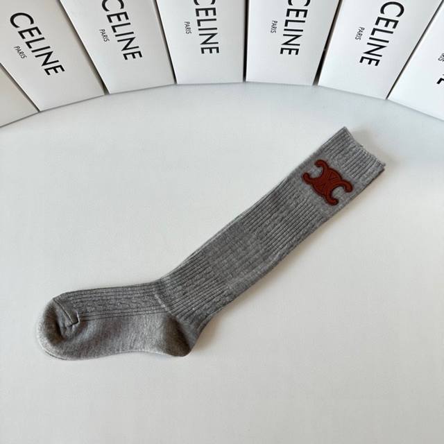 Special Packaging Celine Hot Selling New Double-Needle Cashmere Long Socks! One