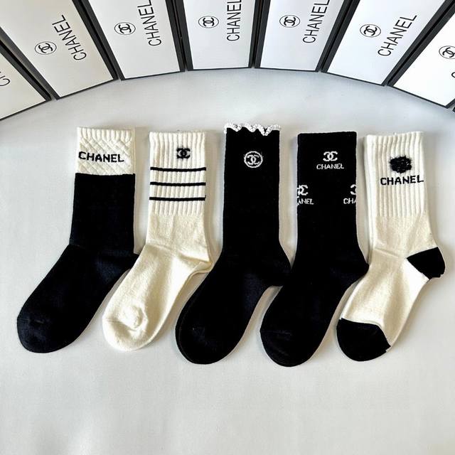 Special Packaging Chanel New Cashmere Mid-Length Slouch Socks! One box contains