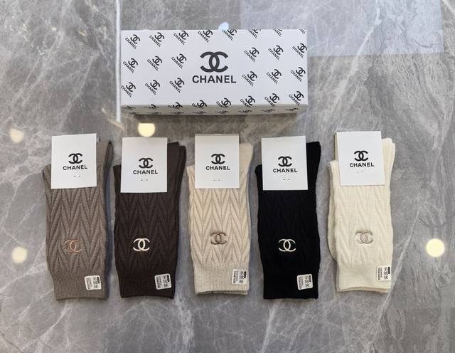 Special Packaging Chanel New Cashmere Embroidered Mid-Length Slouch Socks! Five