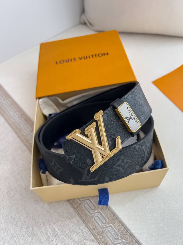 Product Name: Louis Vuitton Belt - Original Single Belt Model: Hook, Classic Pur