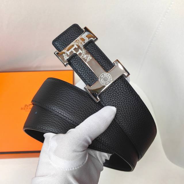 Hermes Width 3.8Cm Authentic Specifications Togo pebbled calfskin Exquisite work