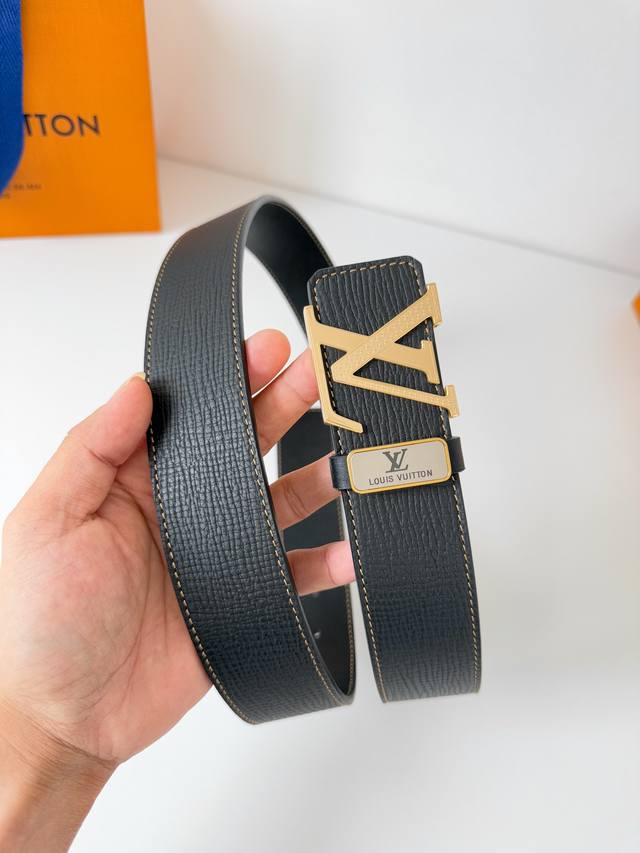 Product Name: Louis Vuitton Belt - Original Single Belt Model: Hook, Classic Pur