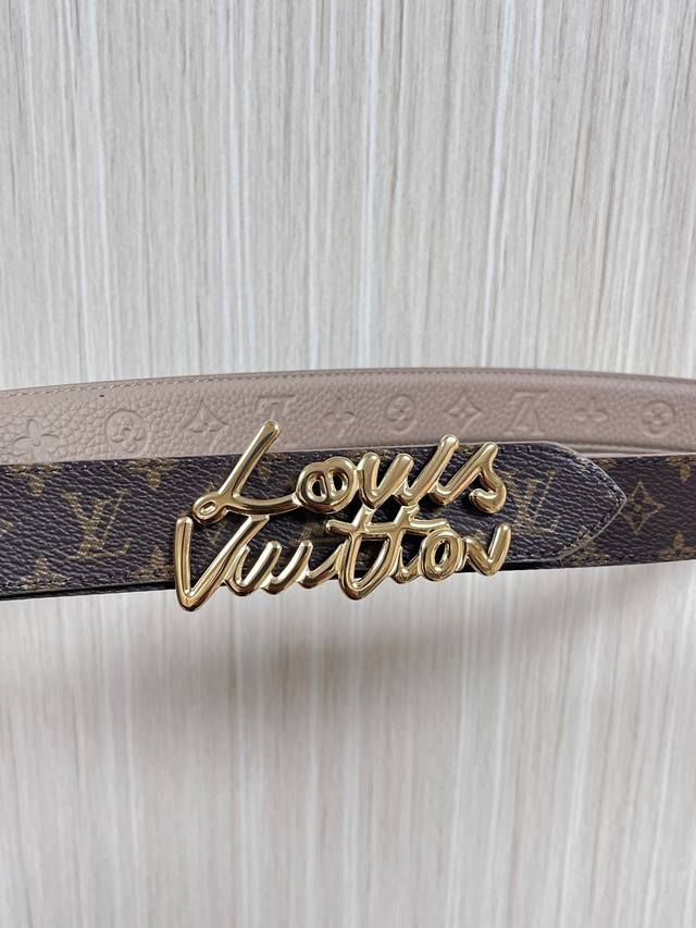This season's newest design features a belt crafted from luxurious calfskin and