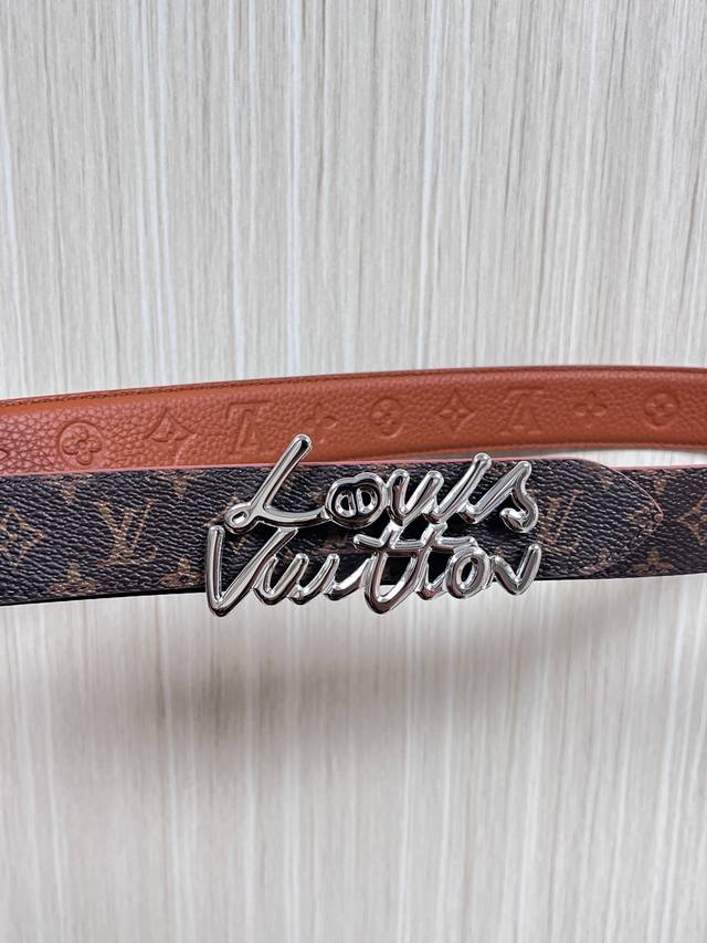 New for the season, this belt is crafted from luxurious calfskin and Monogram ca