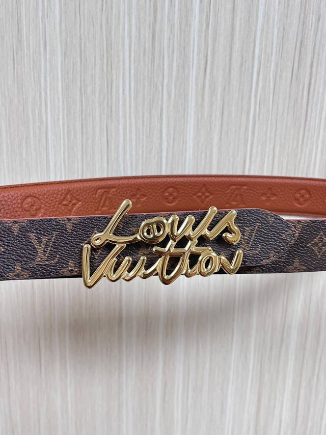 This season's newest belt is crafted from luxurious calfskin and Monogram canvas