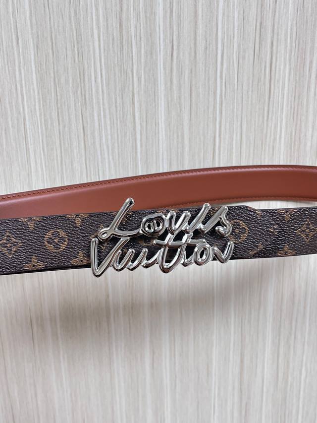 New for the season, this belt is crafted from luxurious calfskin and Monogram ca
