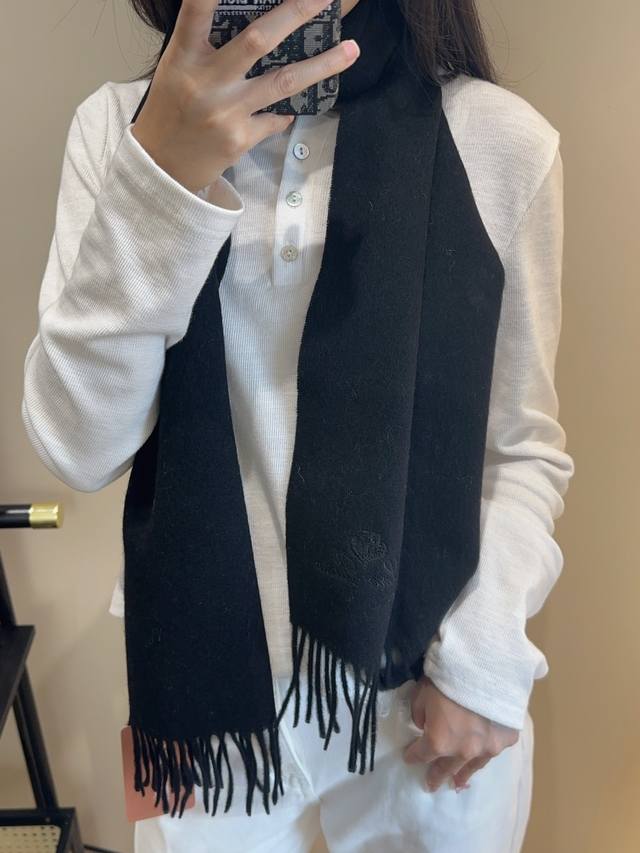 Loro Piana Trading Company Overstock: Premium cashmere scarves and shawls, perfe