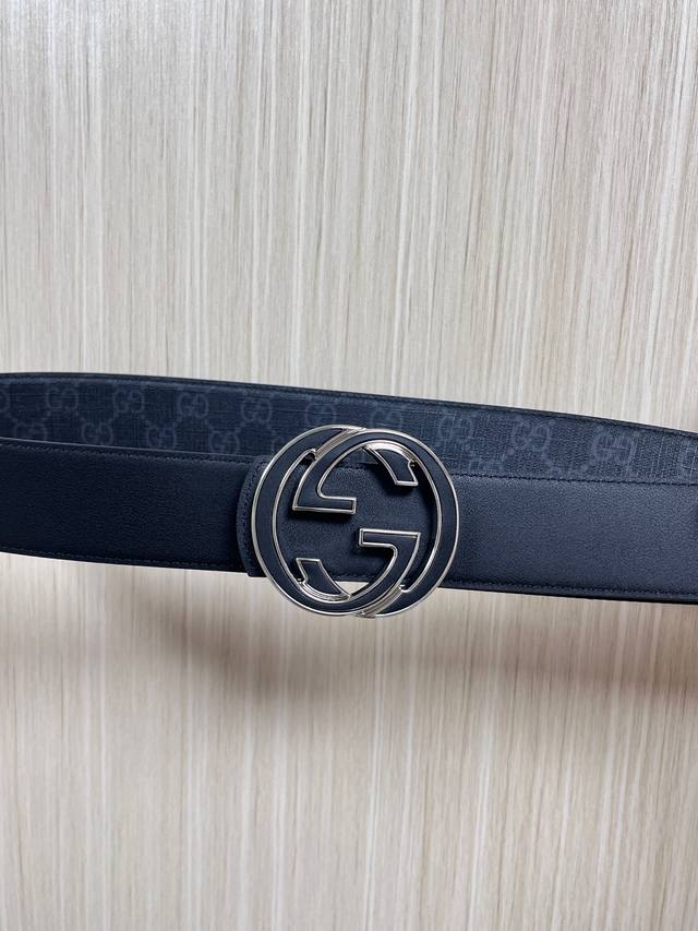 New for the season! This eye-catching men's belt is part of the 2026 Early Sprin