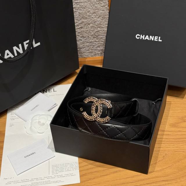 Chanel New Women's Belt Ddd. Features the classic metal double C logo, made of d