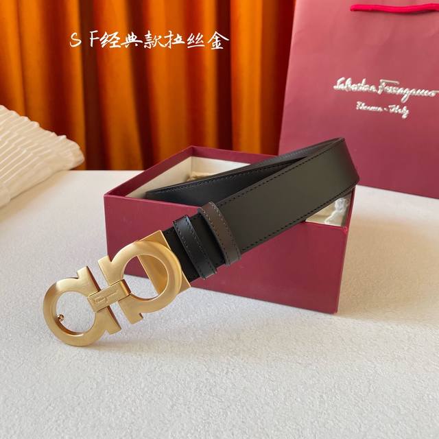 Comes with a full gift box. Ferragamo 3.5cm high-end custom men's leather belt,