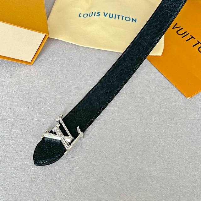 Lv. Louis Vuitton Full Set Packaging, 35mm Width, Authentic One-Piece Cast Hardw