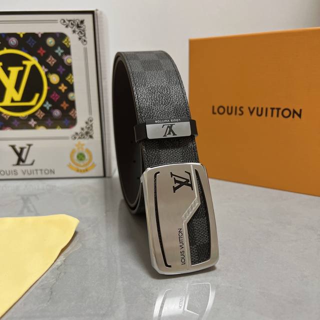 Product Name: Louis Vuitton Original Belt Material: 100% Top Layer Cowhide Leath