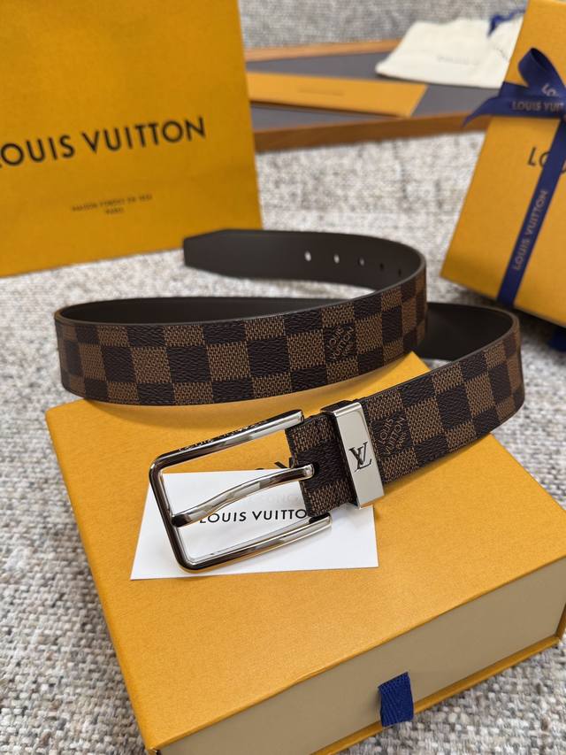 Louis Vuitton LV belt series original hardware, exquisite hand-painted edges, so