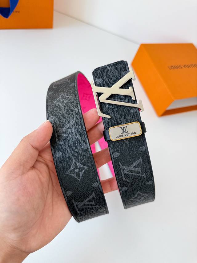 Product Name: Louis Vuitton Belt - Original Single Belt Model: Hook, Classic Pur