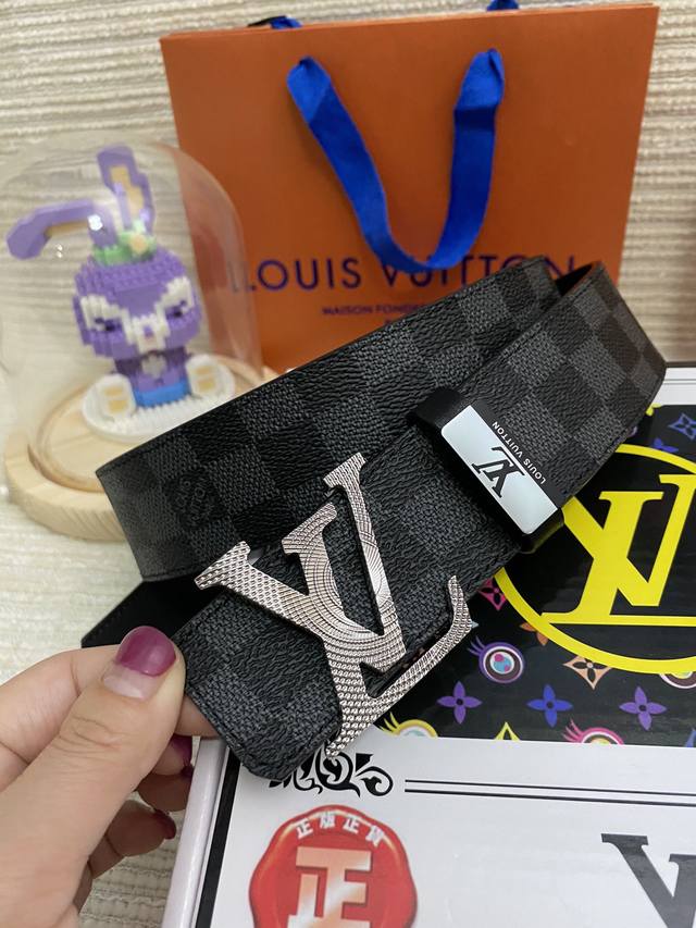 Product Name: Louis Vuitton Original Belt Material: 100% Top Layer Cowhide Leath