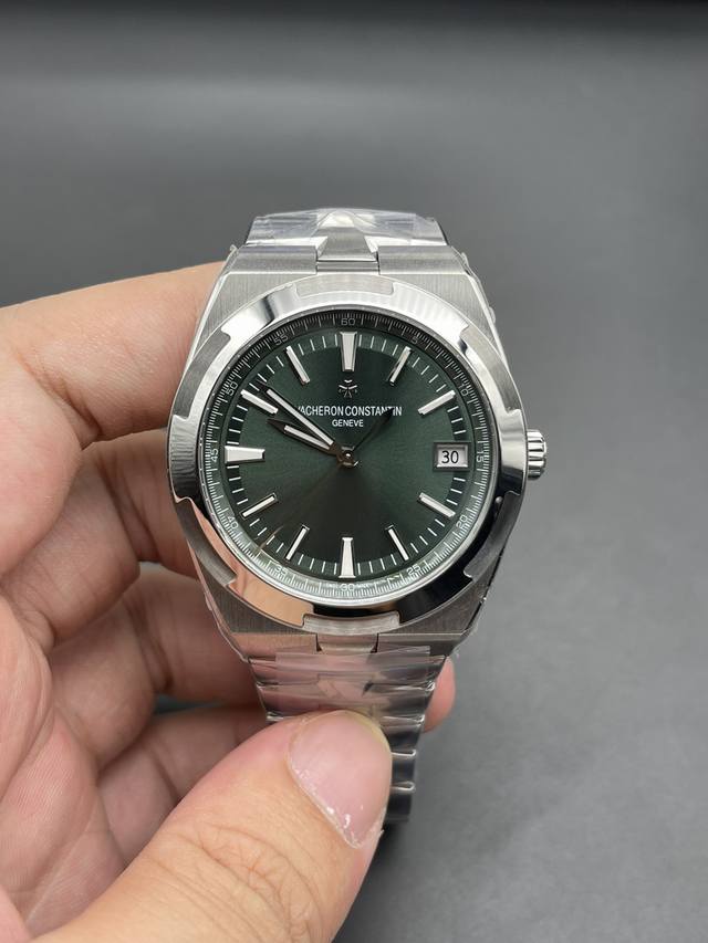 江诗丹顿纵横四海系列41Mm