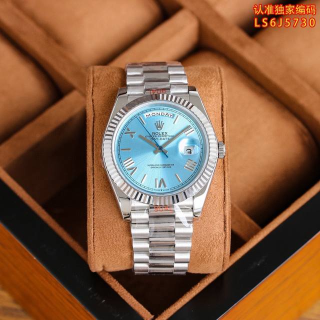 白壳 金壳 字面钻钉加50 圈口带钻再加50 Ew劳力士星期日志型40 1 蓝宝石镜面，日历2.5倍放大镜，效果同步原版。 2蚝式表壳结构，一体中层表壳，旋入式