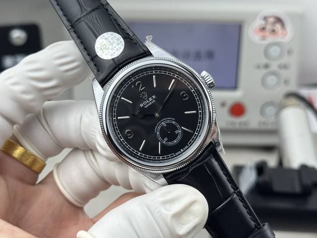 R+Factory 新增力作 超薄90克配重版二针半商务款 劳力士Rolex 恒动1908型 尺寸：39Mm9.8Mm 独家定制改装Chronergy擒纵系统蓝