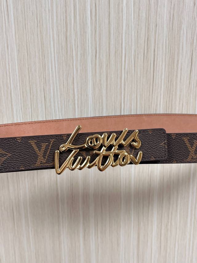 3.0 Wide monogram pattern, imported cowhide semi-resin, paired with premium wire