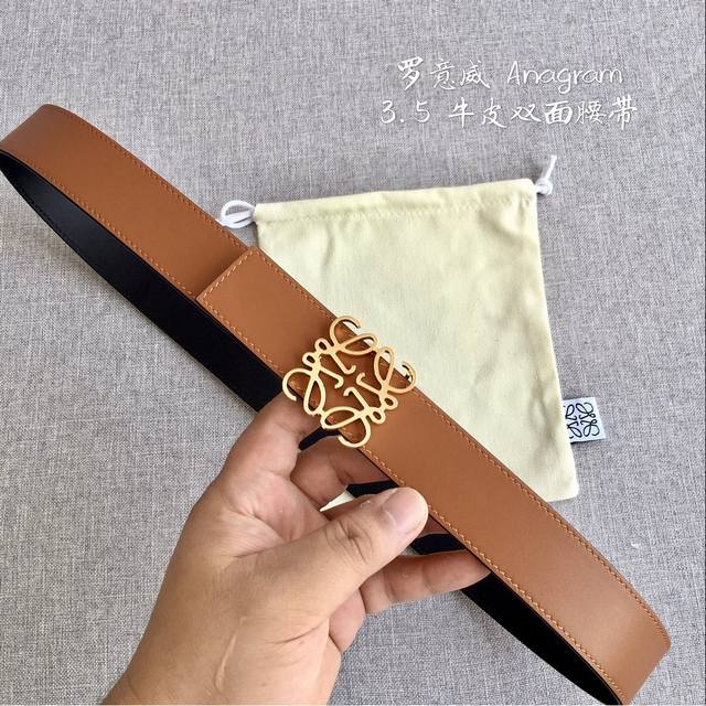 Loewe boutique best-selling item, thanks to customer feedback with real photos,