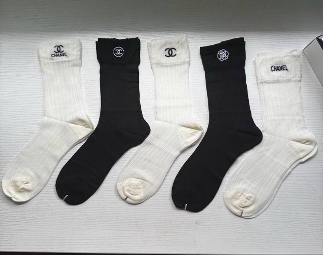 Special Chanel Ch New Arrival Popular Women's Socks, Box of 5 Pairs, Made of Ic