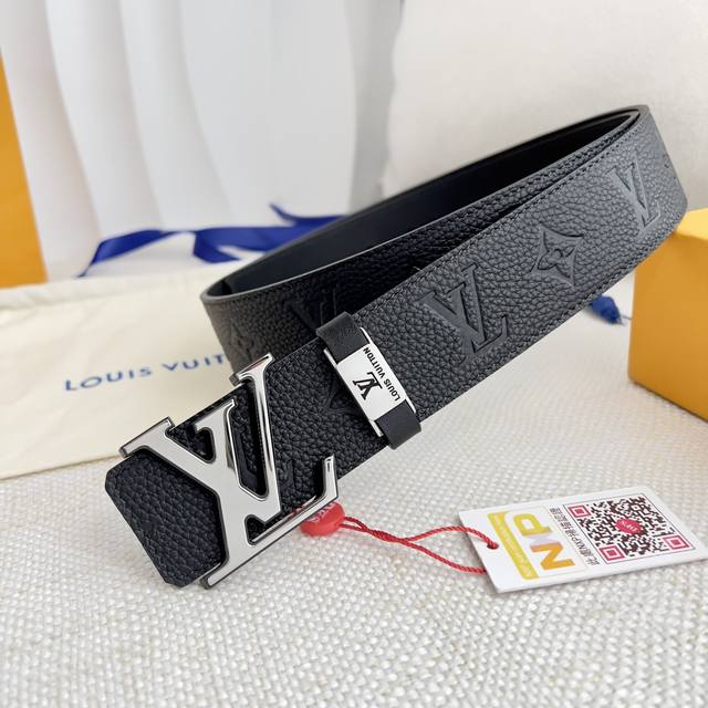 Product Name: Louis Vuitton Belt - Original Single Belt Model: Hook and Buckle,