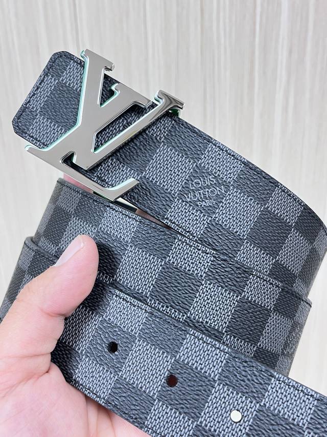 4.0 width, new seasonal style, canvas with black plaid print, the other side im