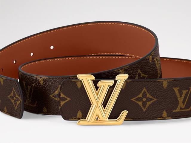 Louis Vuitton's reversible belt arrives this season with a refreshed look, vibra