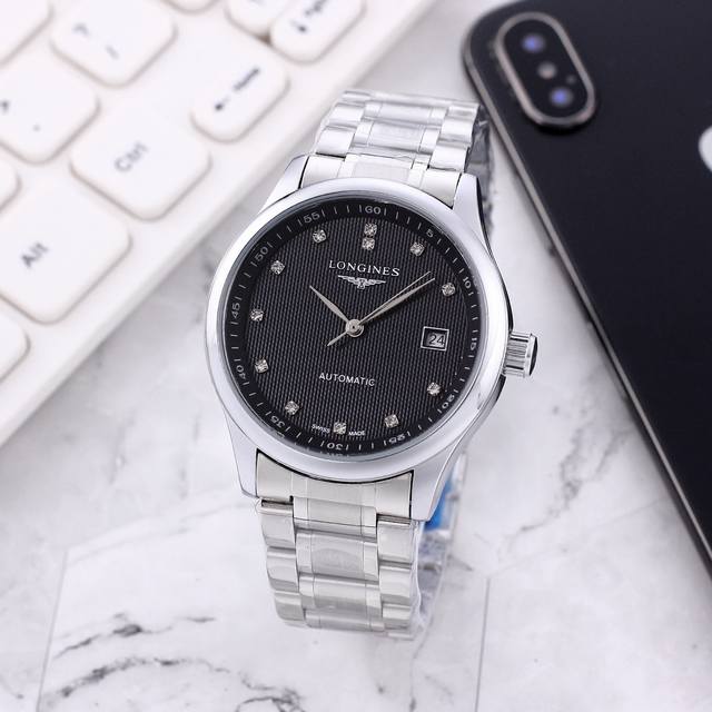 精钢表带十蝴蝶扣 白： ，间金、全黑同价： ，浪琴-Longines名匠系列，经典之作 品质之选，全自动机械机芯，Ips真空电镀，矿物质水晶镜面 ，精密防水，直