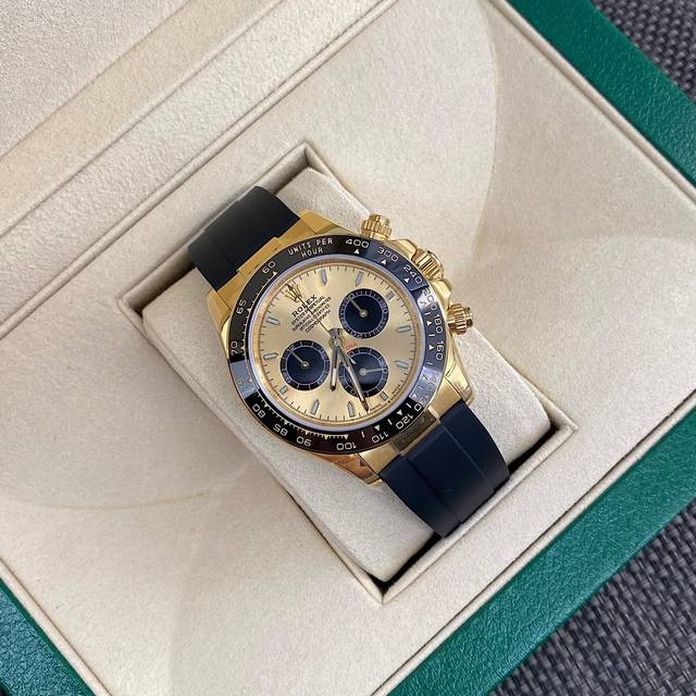 劳力士金迪通拿！机芯采用4131厚度12.2Mm！原版开模！ 劳力士-迪通拿 尺寸:40Mm×12.2Mm！ 功能:时、分、秒、计时显示 机芯:对比市场搭配77