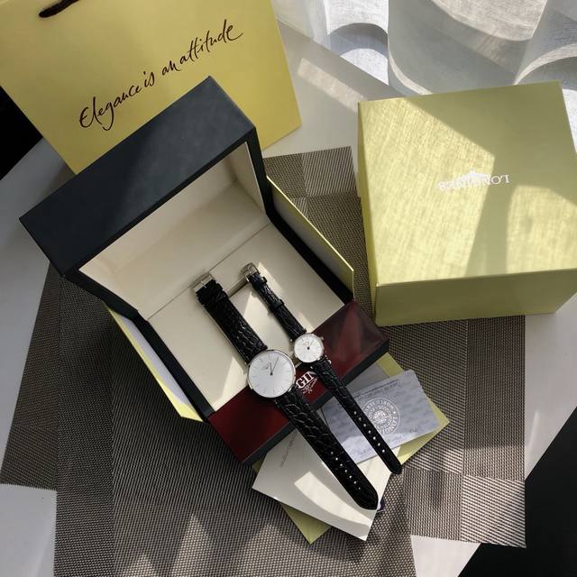 浪琴-Longines嘉岚系列 ，瑞士石英 超薄型情侣对表 ，天然贝母表盘，316L精钢壳套 蓝宝石水晶镜面 防水 经典时尚 ，男款直径40Mm，女款直径24.