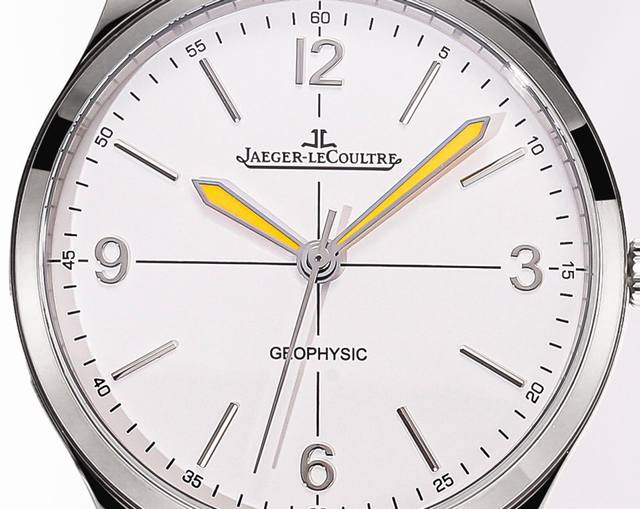 Jl 积家 地球物理天文台系列 8006252J Ais 全新系列 透底腕表 6 点及 12 点位置分别饰有 Geoysic 字样和积家标志 剑形指针 表经尺寸