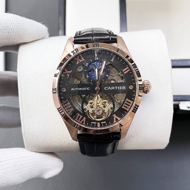 卡地亚-Cartier精品男士腕表 尊贵大气 绅士风范 高端矿物质防刮镜面玻璃 耐磨316L精钢表壳 耐磨进口小牛皮表带 全自动进口机械机芯尺寸：40Mm×12