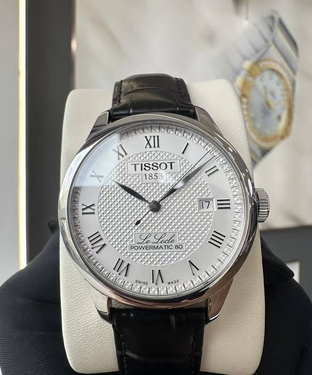 天梭 力洛克系列男士机械表，39.3毫米表径，单表无附件，新换牛逼表带，走时精准稳定。 原价6440