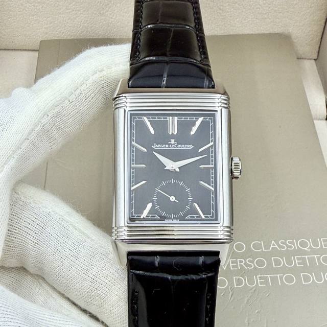 Reverso Classic Large Duoface Small Second男款翻转系列：尺寸：49Mmx29Mm、研发精密铸造而成，精选854A 2手