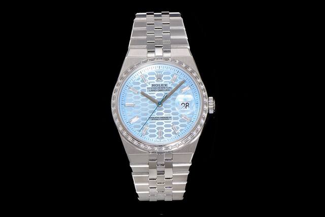 Es Factory Rolex Land-Dweller陆使型V2升级版 尺寸：36Mm9.7Mm 表壳：对版8.9Mm表耳间距及三角坑纹表圈一体式表壳 表链