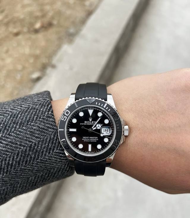 春日游艇 第一眼就上瘾的表，经典元素，简单大方 #一劳永逸 #劳力士游艇 #晒晒手上戴什么 #游艇 #手表 #腕表 #劳力士 #劳力士白金游艇 #玩表之路