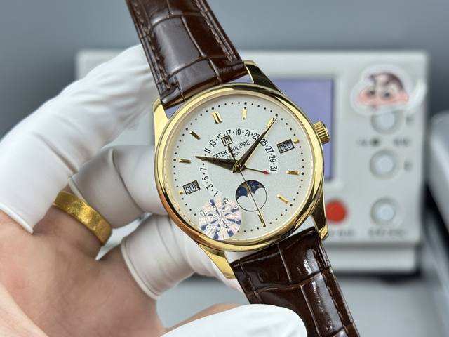 白 -金 钻+100 Gr新品，最高版本，配重版本，特惠，原装重量，百达翡丽 古典超级复杂多功能5496R万年历系列腕表，儒雅而至！1 精彩细节与优点 此腕表尺