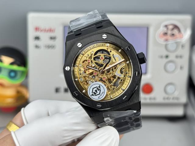 Aps新款爱彼皇家橡树离岸型 15407St.Oo.1220St.01男士机械腕表 Calibre 3132一体机芯，41Mm直径，深灰色表盘形状：圆形表盘材质