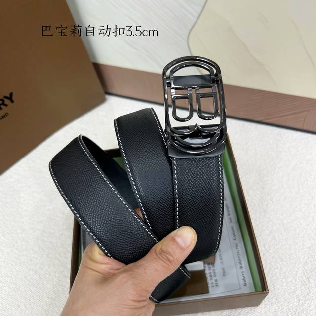 Brand: Burberry new imported calfskin, with a delicate and soft feel. Paired wi